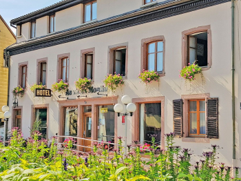 68-HOTEL-AU-VIEUX-MOULIN-0.jpg